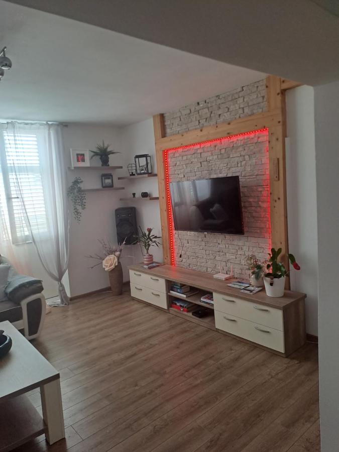 Апартаменти Apartman Nera Плоче Екстер'єр фото